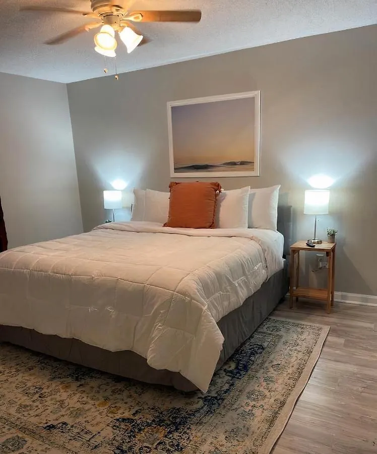 The Groovy Getaway On Garfield Villa Savannah 0*,